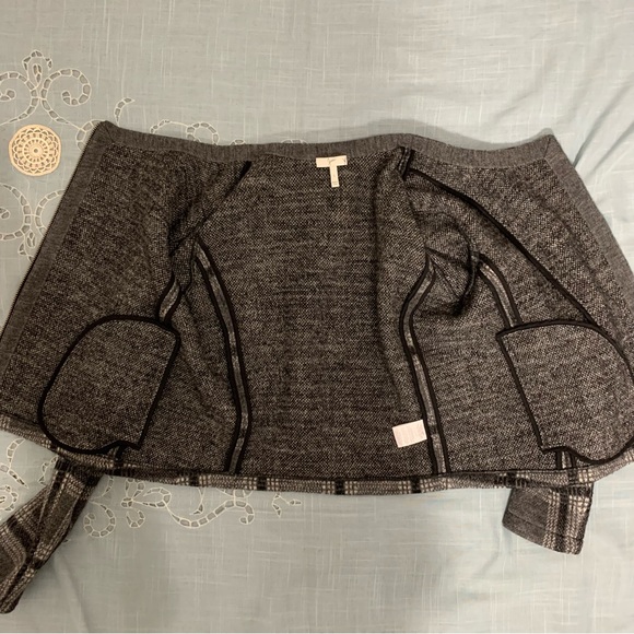 Joie gray plaid wool jacket with asymmetrical zipper - Picture 4 of 12